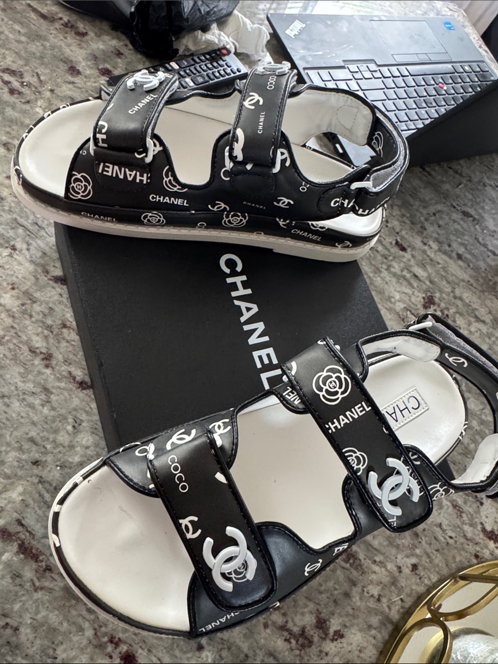 Cc Black & White Logo Camellia Kids Sandals